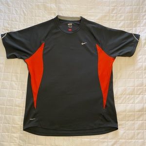 Nike Men’s light weight top